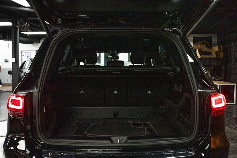 used 2021 Mercedes-Benz GLB 250 car, priced at $22,995