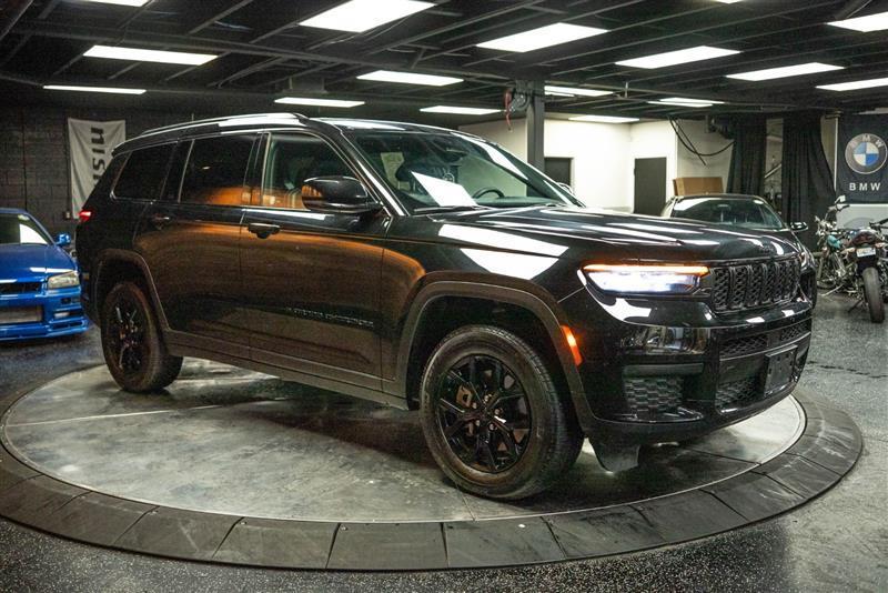 used 2024 Jeep Grand Cherokee L car, priced at $30,895