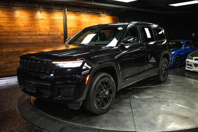 used 2024 Jeep Grand Cherokee L car, priced at $30,895