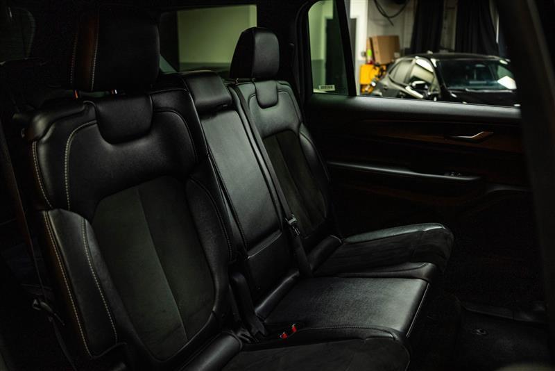 used 2024 Jeep Grand Cherokee L car, priced at $30,895