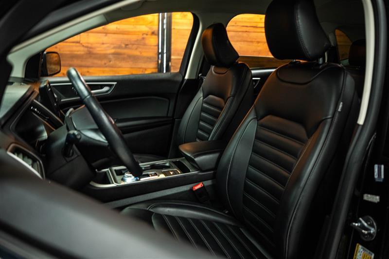 used 2024 Ford Edge car, priced at $24,995