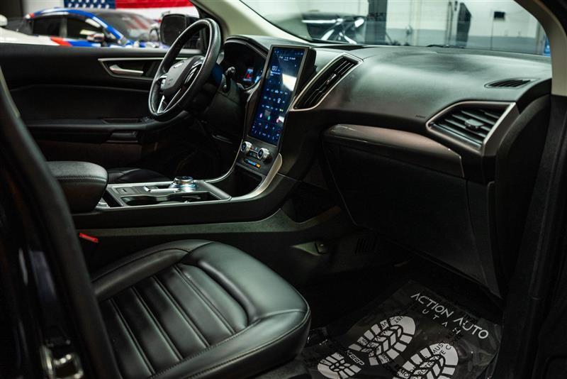 used 2024 Ford Edge car, priced at $24,995