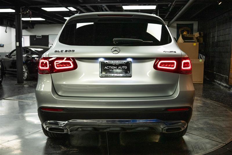 used 2020 Mercedes-Benz GLC 300 car, priced at $23,995