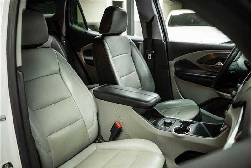used 2023 GMC Terrain car, priced at $21,995