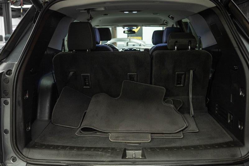 used 2021 Chevrolet Traverse car, priced at $21,995