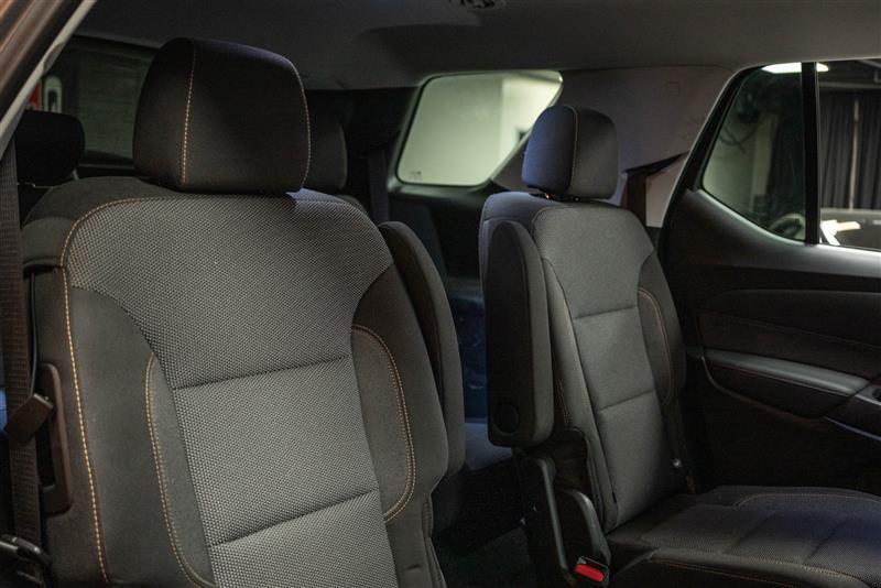 used 2021 Chevrolet Traverse car, priced at $21,995