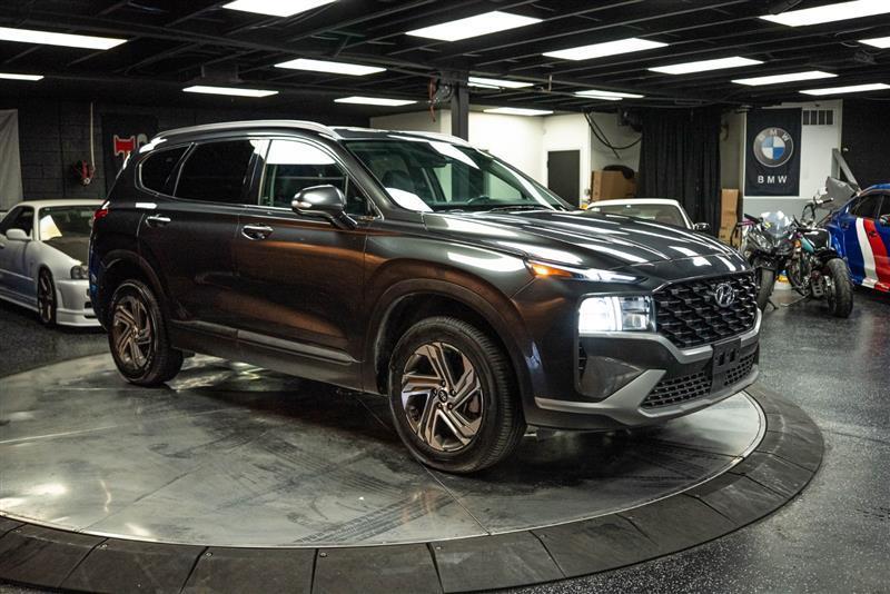 used 2023 Hyundai Santa Fe car, priced at $20,995