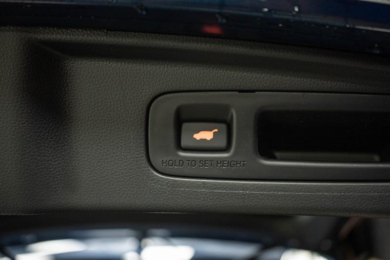 used 2025 Honda CR-V car, priced at $32,995
