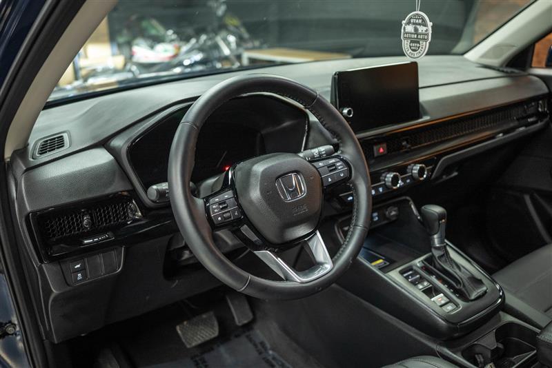 used 2025 Honda CR-V car, priced at $32,995