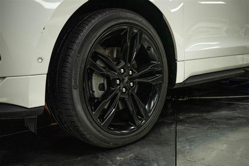 used 2024 Ford Edge car, priced at $36,995
