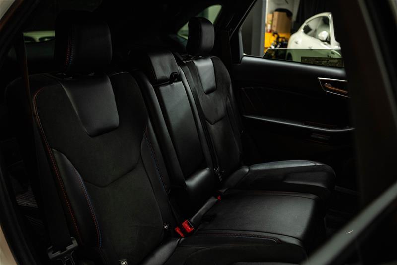 used 2024 Ford Edge car, priced at $36,995