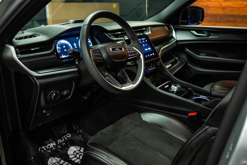 used 2024 Jeep Grand Cherokee L car, priced at $32,979