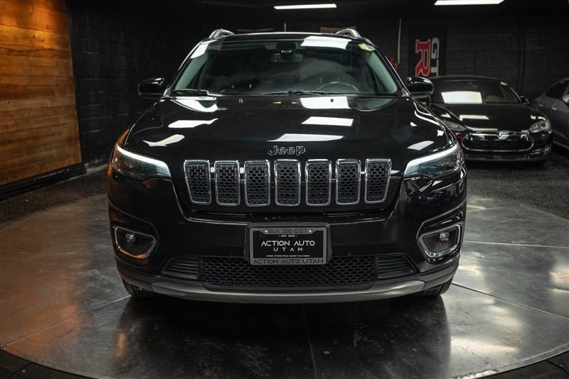 used 2019 Jeep Cherokee car, priced at $17,595