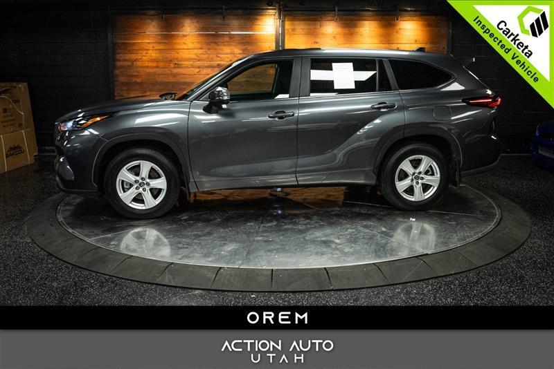 used 2024 Toyota Highlander car, priced at $36,995