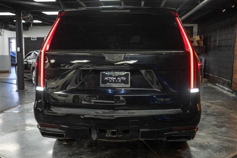 used 2021 Cadillac Escalade car, priced at $68,095