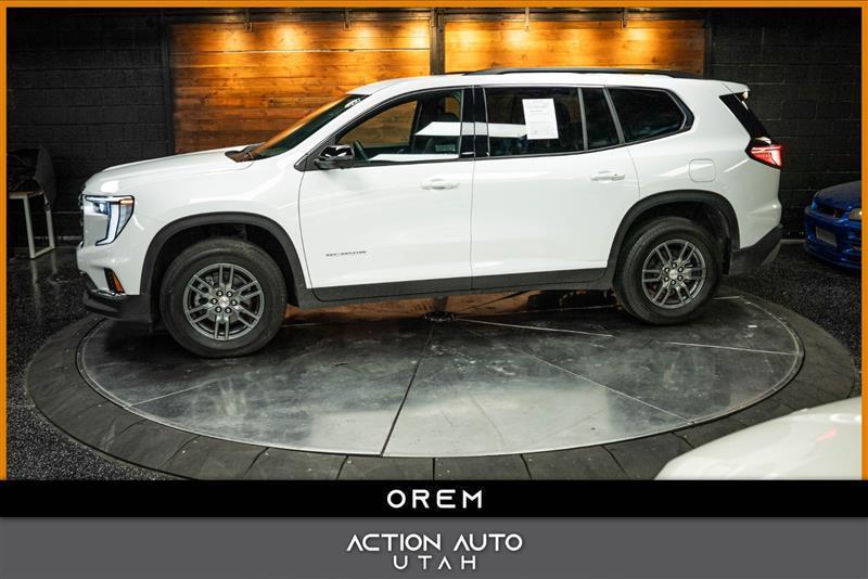 used 2025 GMC Acadia car, priced at $40,994