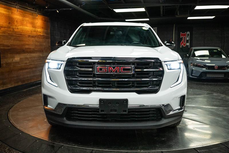 used 2025 GMC Acadia car, priced at $40,994