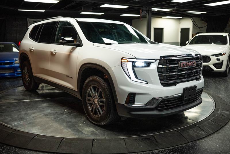 used 2025 GMC Acadia car, priced at $40,994