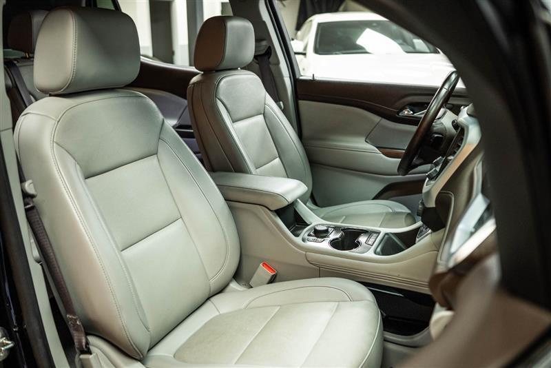used 2023 GMC Acadia car, priced at $27,995