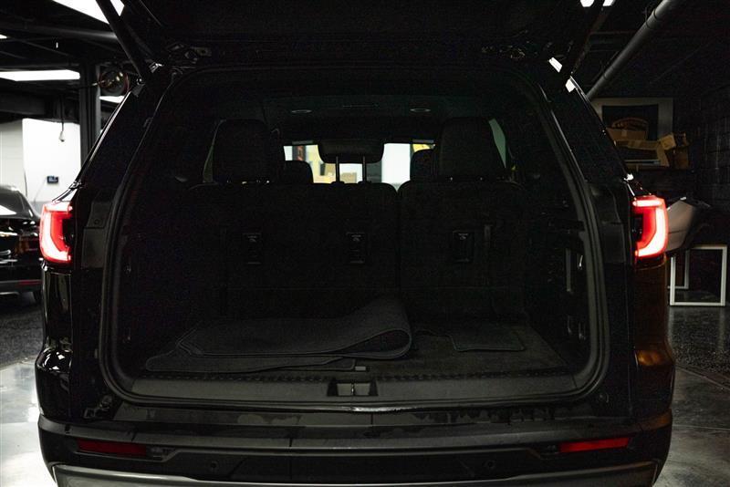 used 2024 GMC Acadia car, priced at $40,595