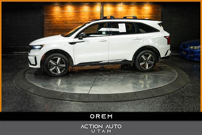 used 2022 Kia Sorento car, priced at $25,595