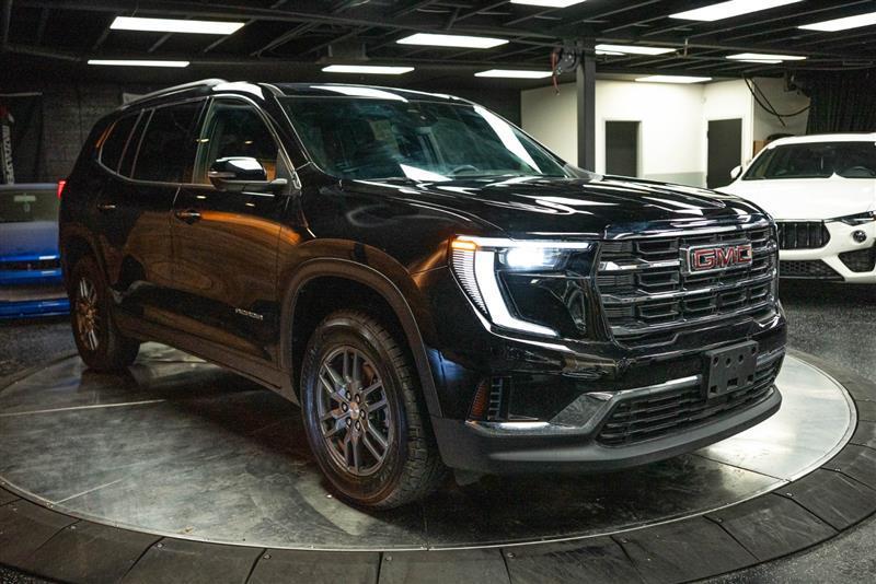 used 2025 GMC Acadia car, priced at $39,995