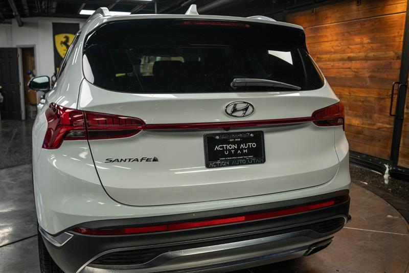 used 2022 Hyundai Santa Fe car, priced at $22,695