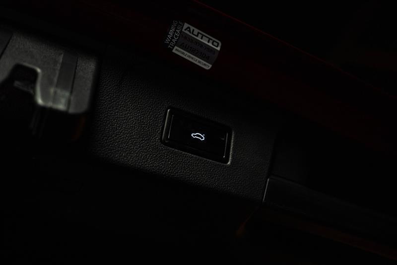 used 2018 Volkswagen Atlas car, priced at $17,595