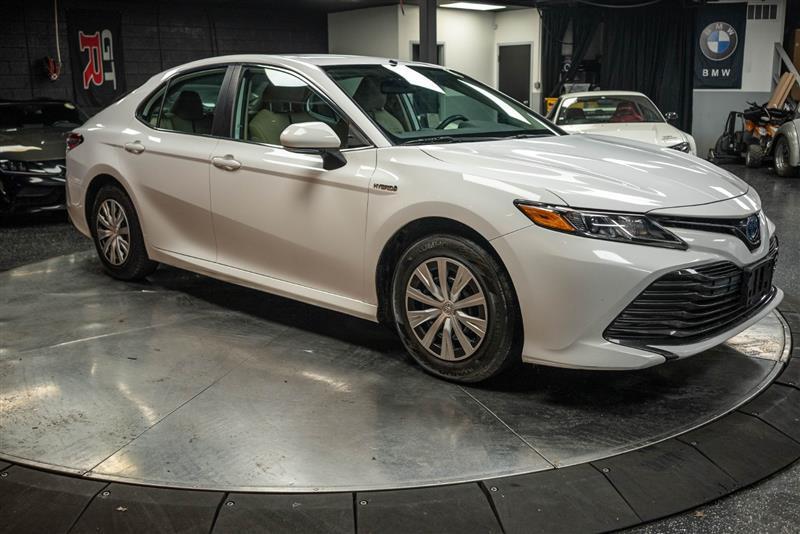 used 2019 Toyota Camry Hybrid car, priced at $21,595