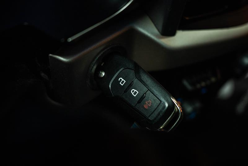 used 2021 Ford F-150 car, priced at $33,395