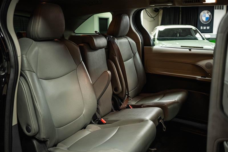 used 2023 Toyota Sienna car, priced at $36,895