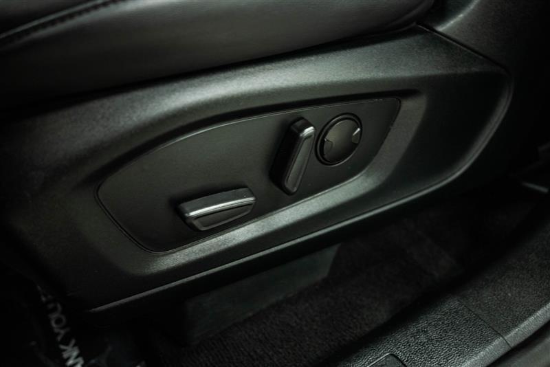 used 2023 Ford Explorer car, priced at $29,995