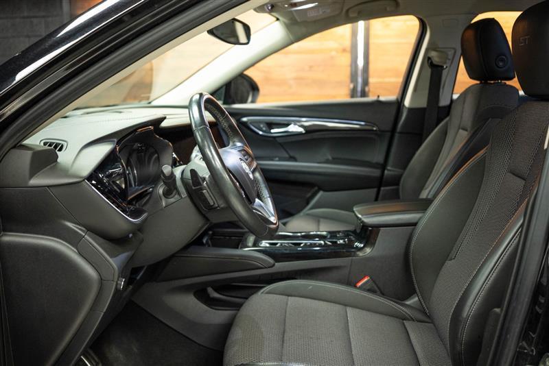 used 2023 Buick Envision car, priced at $18,195