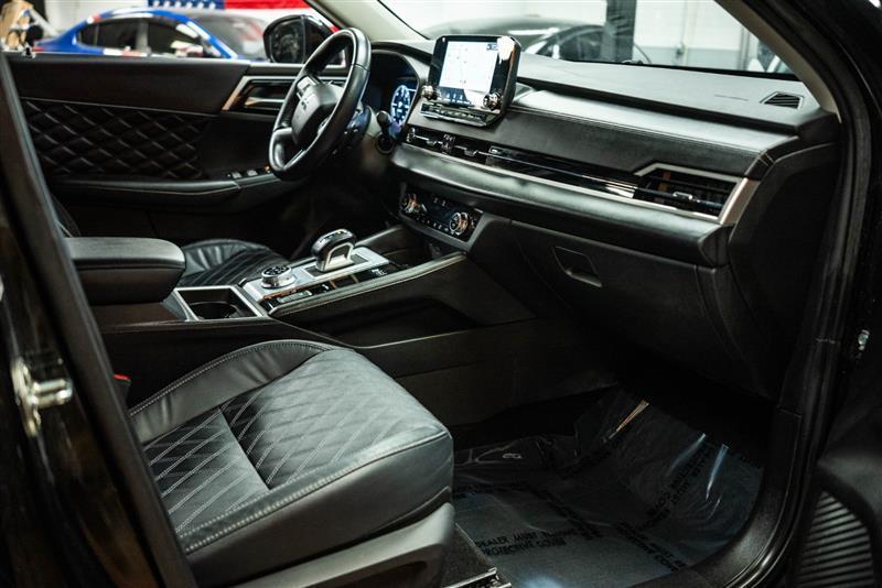 used 2023 Mitsubishi Outlander PHEV car, priced at $29,995