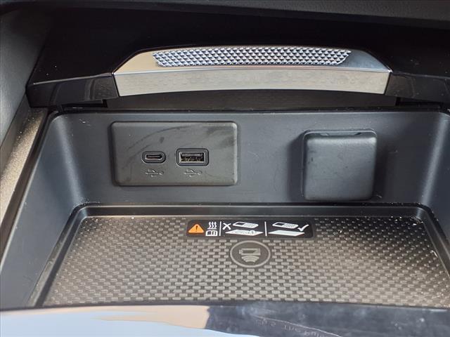 new 2025 Buick Envision car, priced at $36,865