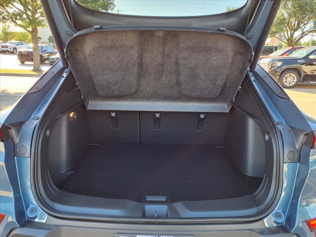 new 2025 Buick Envista car, priced at $28,250