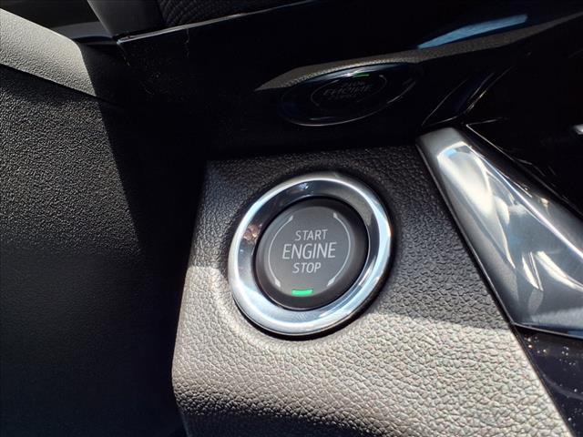 new 2025 Buick Envista car, priced at $31,960