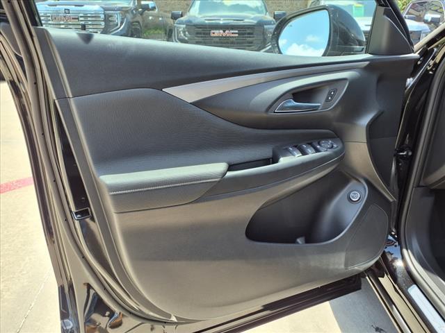 new 2025 Buick Envista car, priced at $31,960