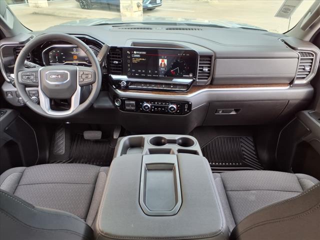 new 2025 GMC Sierra 1500 car, priced at $44,810