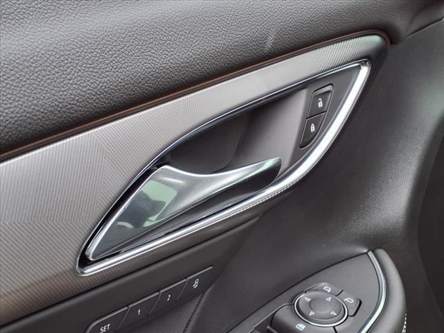 new 2025 Buick Envision car, priced at $39,365
