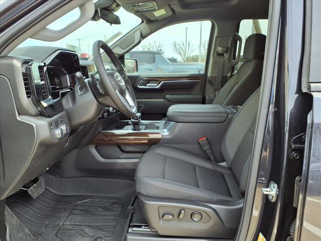 new 2025 GMC Sierra 1500 car, priced at $48,755