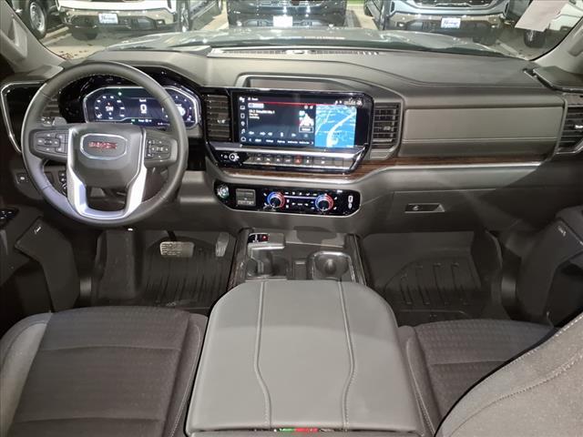 new 2025 GMC Sierra 1500 car, priced at $56,290