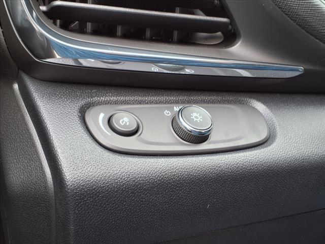 new 2025 Buick Envista car, priced at $24,750