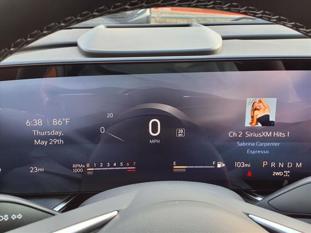 new 2025 Buick Envision car, priced at $36,865