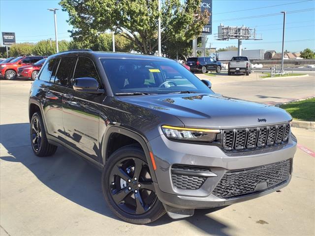 used 2022 Jeep Grand Cherokee car, priced at $28,900