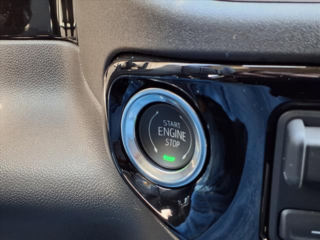 new 2025 GMC Sierra 1500 car, priced at $43,600