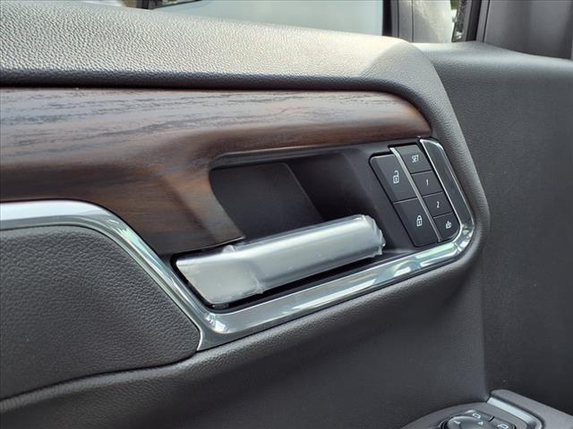 new 2025 GMC Sierra 1500 car, priced at $50,605