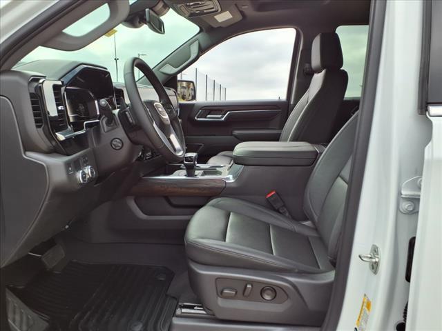 new 2025 GMC Sierra 1500 car, priced at $50,605