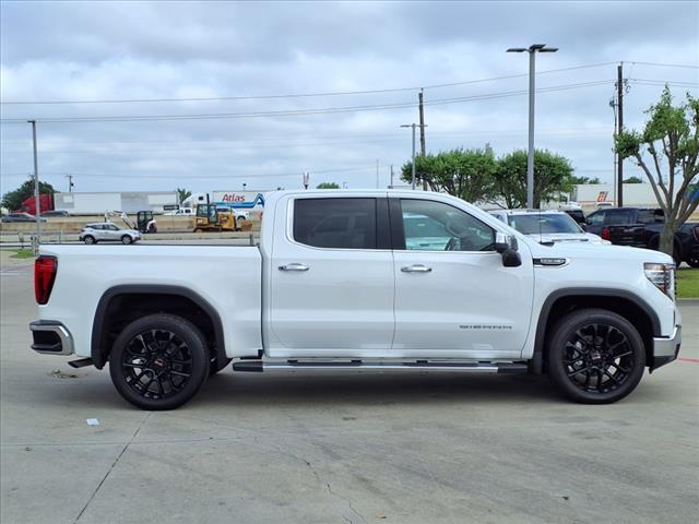 new 2025 GMC Sierra 1500 car, priced at $50,605