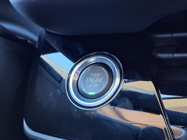 new 2025 Buick Envision car, priced at $35,240